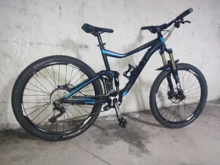 Bicicleta MTB Giant Trance 27.5