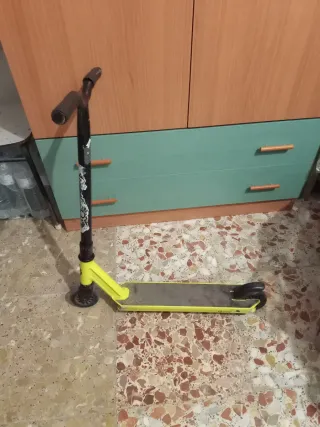 Patinete Oxelo Amarillo