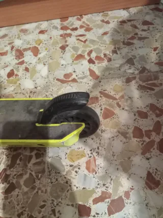 Patinete Oxelo Amarillo