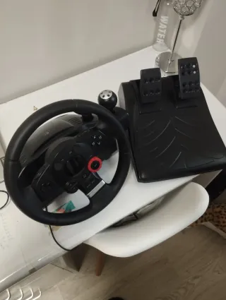 Volante y Pedales PS5/PS4/PS3