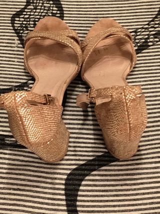 Sandalias de fiesta doradas