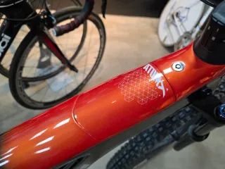 Bici MTB Eléctrica Carbono BH