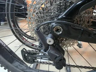 Bici MTB Eléctrica Carbono BH