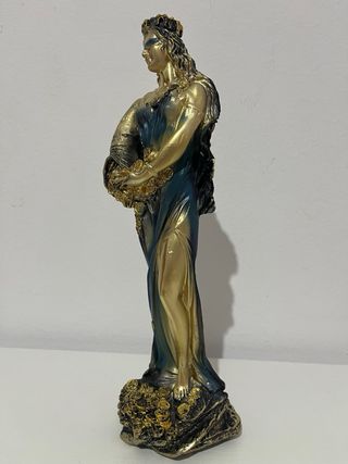 Figura diosa fortuna decorativa dorada y azul