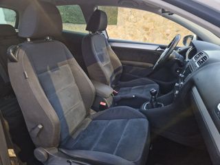 Volkswagen Golf – 1.6 TDI 105 CV | Año 2010