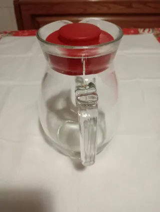 Caraffa Vetro con tappo rosso