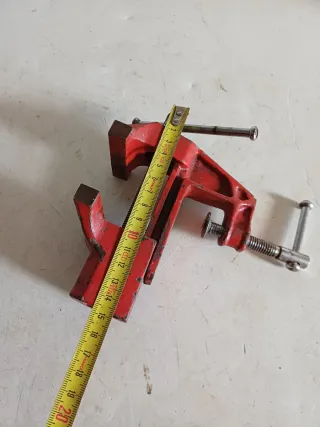 Tornillo de banco pequeño