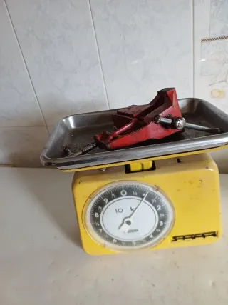 Tornillo de banco pequeño