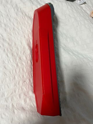 Base de barco Lego gris y rojo