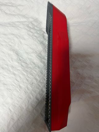 Base de barco Lego gris y rojo