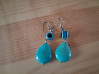 Orecchini pendenti con occhio turchese