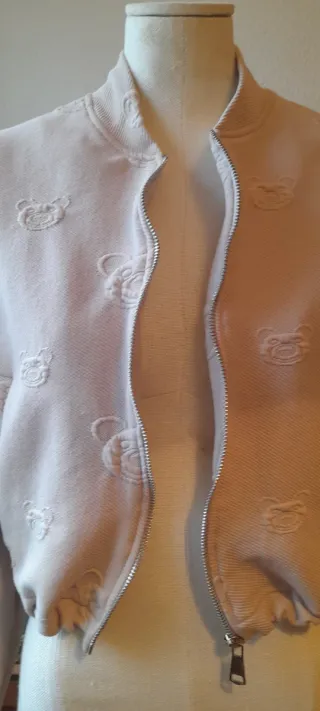 Cazadora bomber Nikas elástica beige