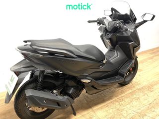 HONDA FORZA 125