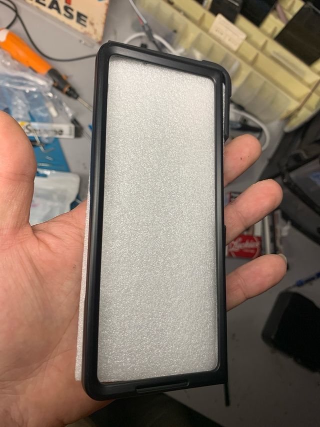 Custodia Samsung Galaxy Z Fold 4 con Supporto