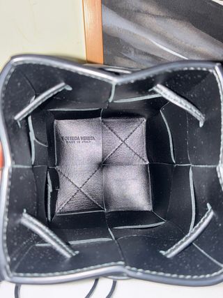 Bucket Bottega Veneta mini cassette