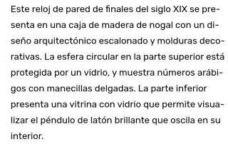 Reloj de pared antiguo de madera