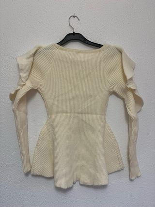 Jersey crema con volantes