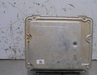 8966102e10 centralita motor toyota auris 4369348