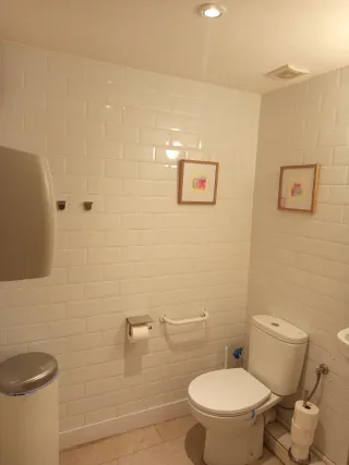 Traspaso, bar/restaurante en funcionamiento