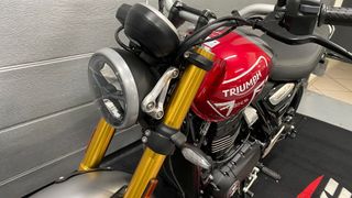 TRIUMPH Speed 400