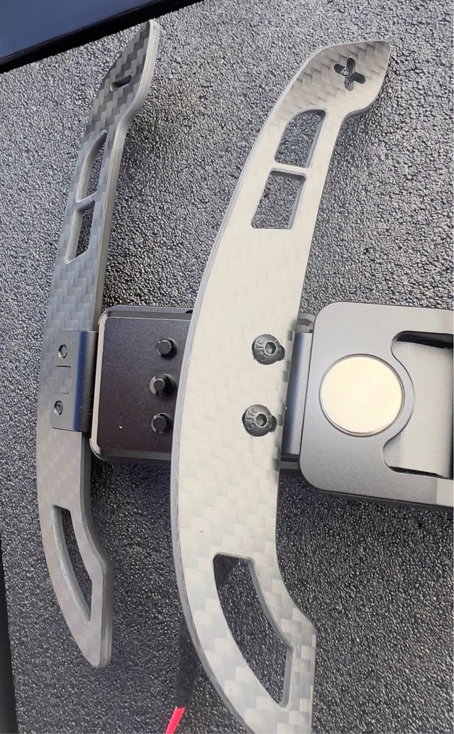 Levas Magnéticas de Carbono para BMW  M2/M3/M4