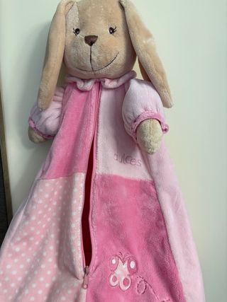 Bolsa Guarda- pañales de peluche conejo rosa