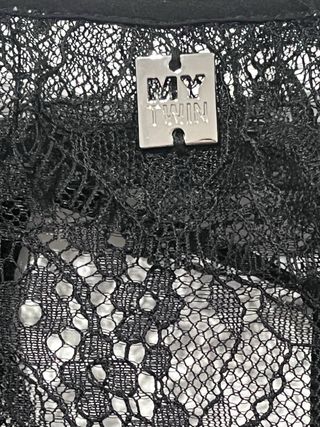 Blusa negra manga larga