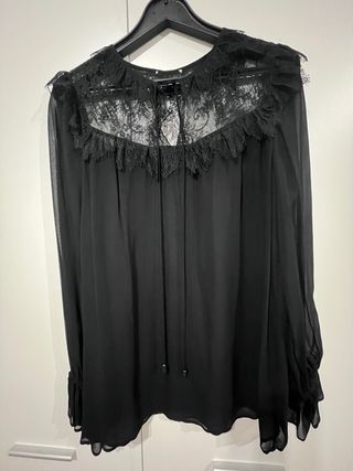 Blusa negra manga larga