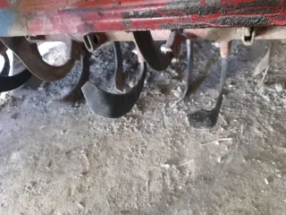 Mini tractor japonés Mitsubishi D1550