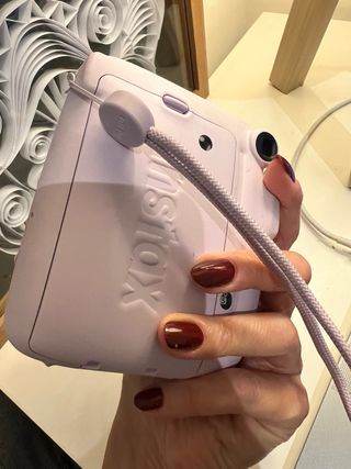 Cámara Fujifilm Instax Mini 11 - pelicula incluida