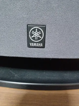 YAMAHA Barra Sonido, Subwoofer, mando a distancia