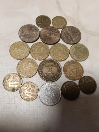 17 monete francesi del XX secolo