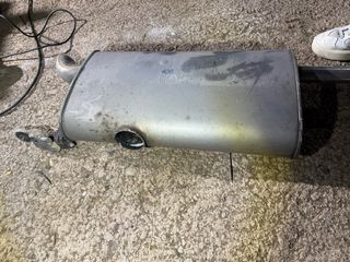 Silenciador trasero BMW F40