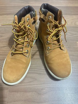 Botas Timberland Marrones y Amarillas