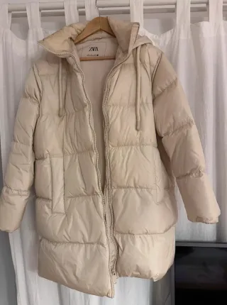 Abrigo Zara Beige Plumas Talla M