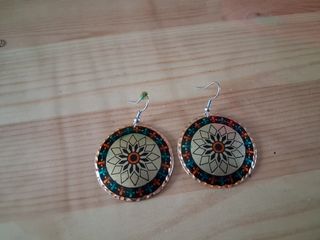 Orecchini pendenti tondi