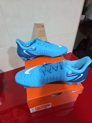 Botas de fútbol Nike Phantom GT