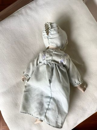 Bambola d'epoca in biscuit