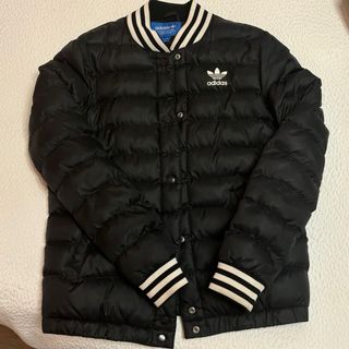 Chaqueta Adidas acolchada negra