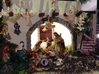 Belén 300 piezas resina 12 cm