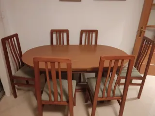 Mueble Comedor Madera y Cristal