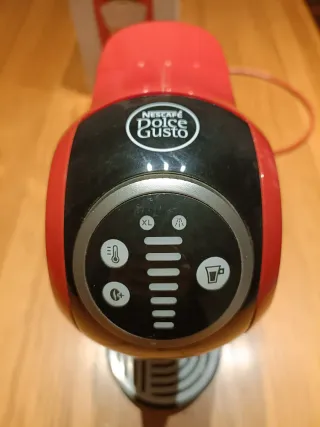 Cafetera Dolce Gusto Genio S Plus Roja