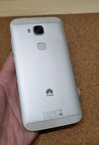 Huawei Nova 9 Argento