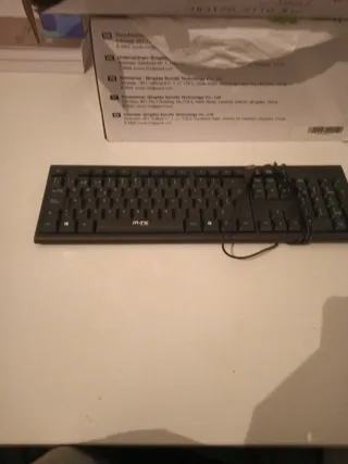 Teclado m-tk Negro