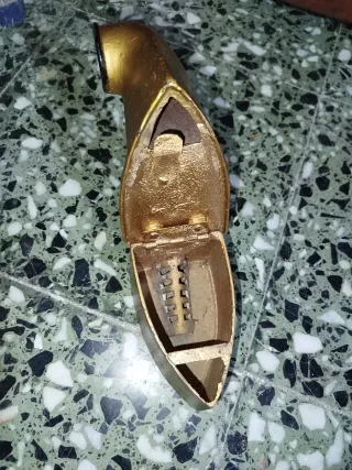 Plancha antigua decorativa