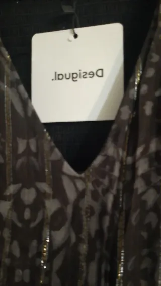 Vestido Desigual con etiquetas