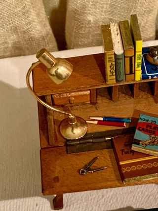Miniaturas Casa de Muñecas Escritorio Buró