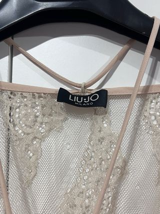 Blusa Beige Encaje Transparente