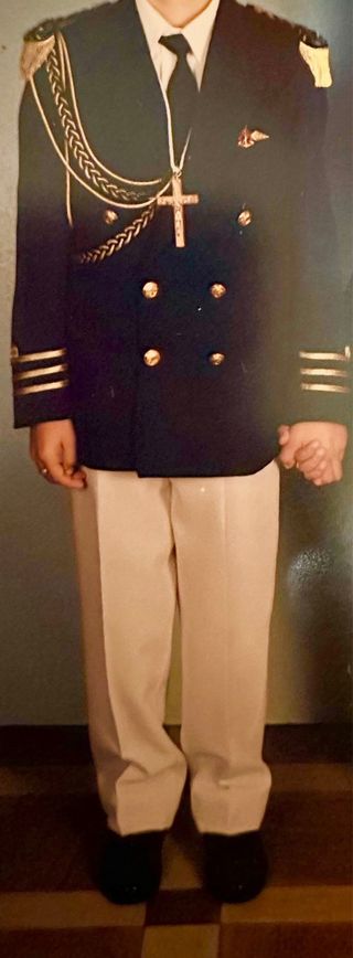 Traje comunión niño azul y dorado