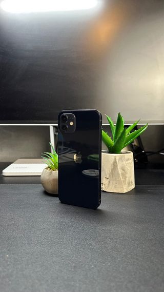 iPhone 12 93% SALUD BATERÍA